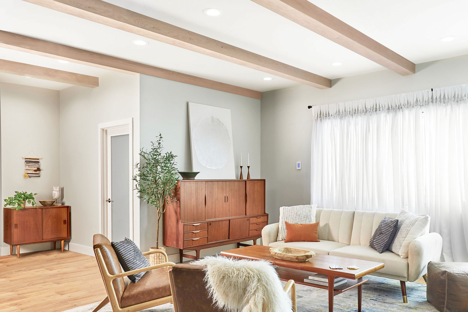 Family Handyman — Faux Beams
